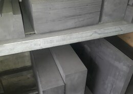 Graphite tấm chịu nhiệt, khuân đúc graphite, trục khuấy Graphite, điện cực than chì EDM