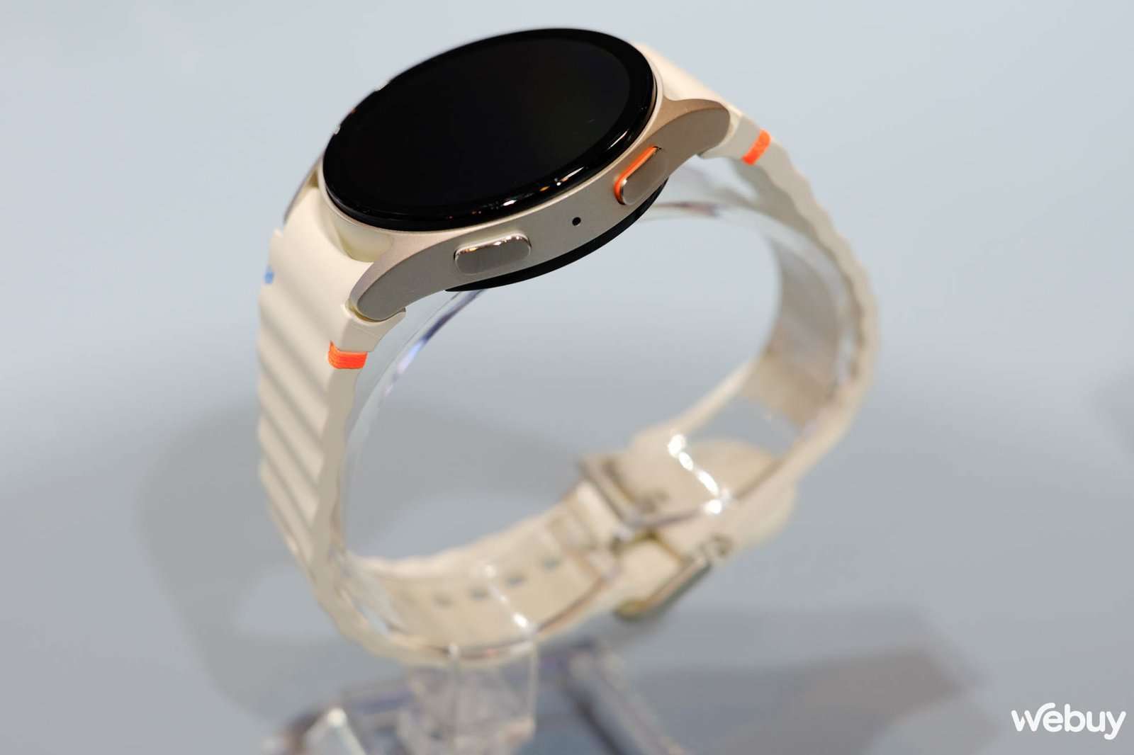 Trên tay Galaxy Watch7 và Watch Ultra: Thiết kế mới, thêm tính năng AI, phát hiện chứng ngưng thở khi ngủ, giá từ 7.99 và 16.99 triệu- Ảnh 9.